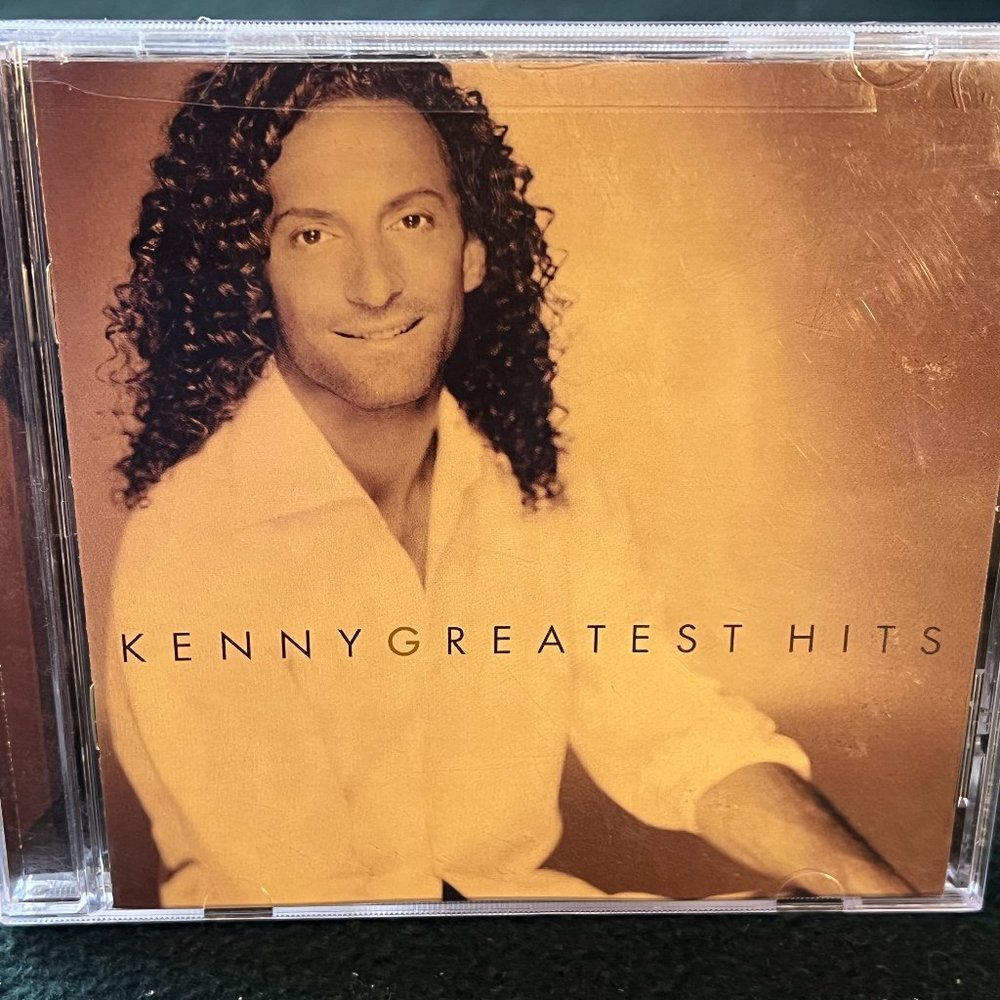 KENNY G'S "GREATEST HITS" COMPACT DISC * EXCELLENT CONDITION * SLIGHTLY USED